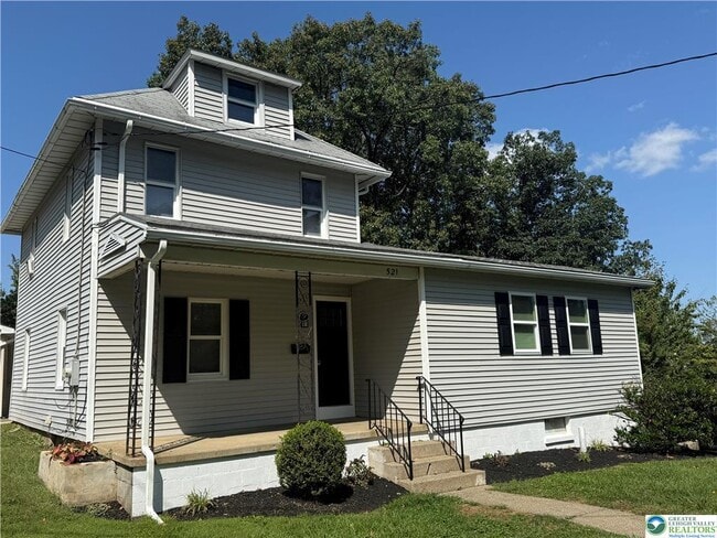 Building Photo - 521 Wood St Rental