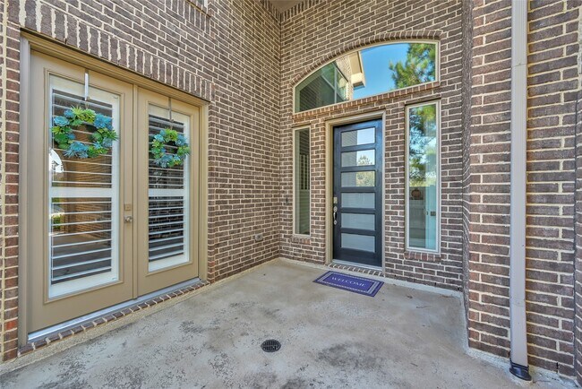 Photo - 32007 Autumn Orchard Ln