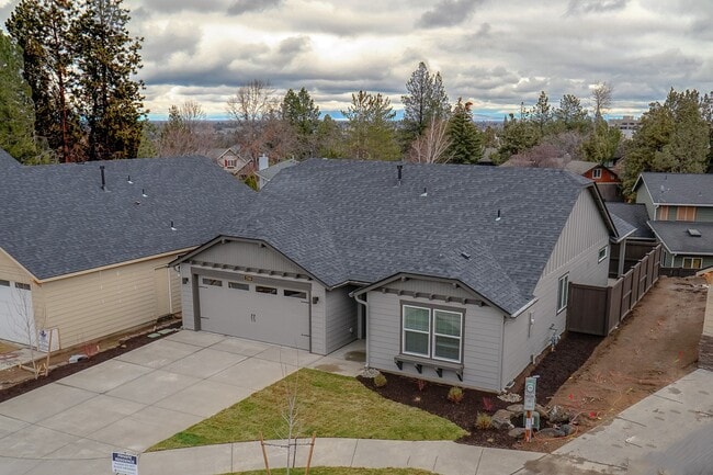 Photo - 1746 NE Janice Way
