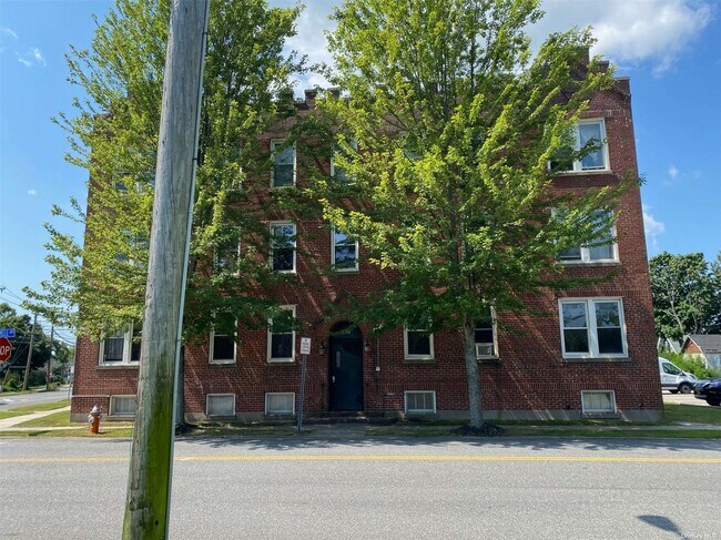 Photo - 726 E Main St Unit I