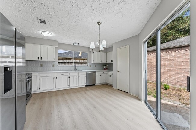 Photo - 16218 Olive Glen Dr