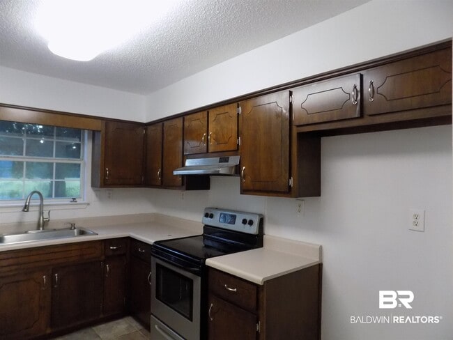 Photo - 23266 Wilson Dr