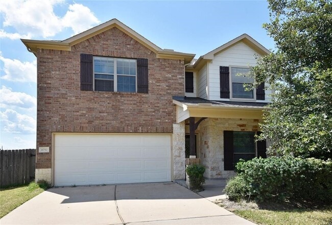 Building Photo - 4050 Calaway Oaks Ln