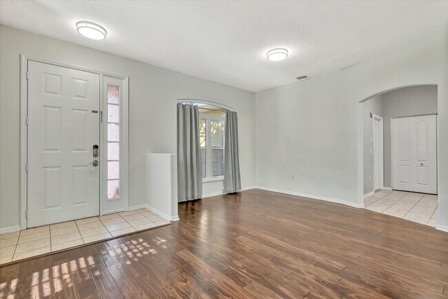 Photo - Beautiful 4 bed/ 3.5 bath Rental ~ Sarasota