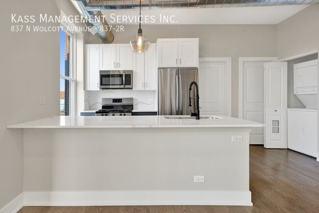 Photo - 837 N Wolcott Ave Apartamento Unidad 837-2R