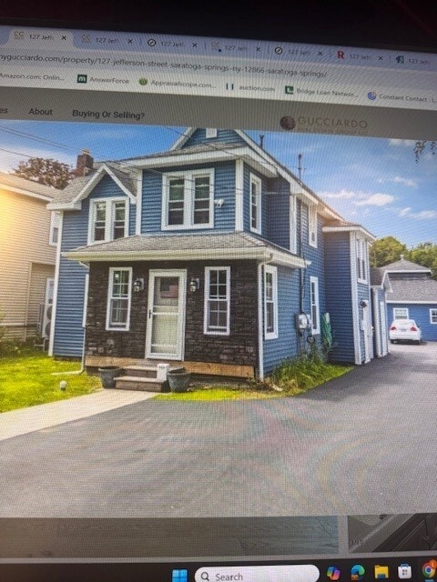 Photo - 127 Jefferson St Unidad 2