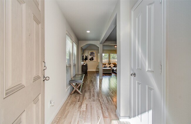 Photo - 3306 Inverness Path Lane