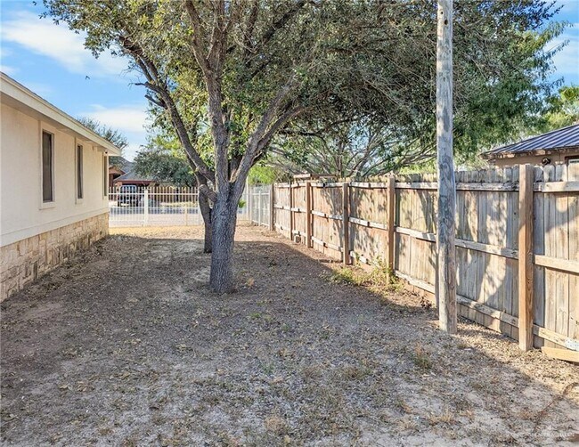 Photo - 30 N N Dakota St