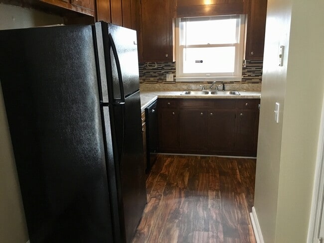 Building Photo - 1502 Medland Rd NW Unit D