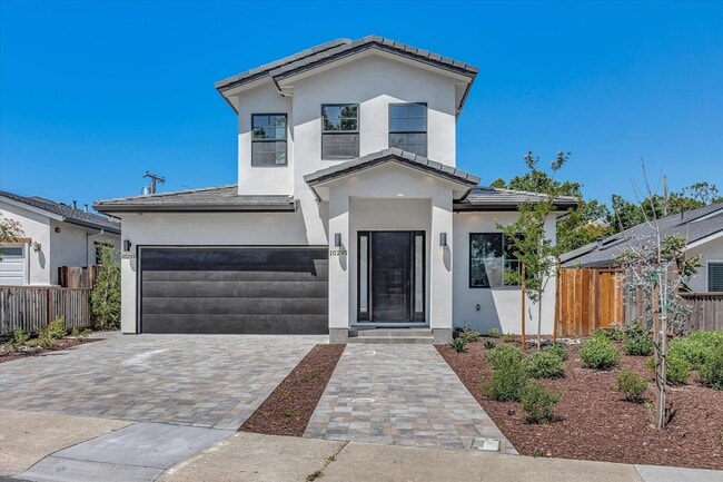 Building Photo - Newer High-Tech Home | Top Schools | Great...