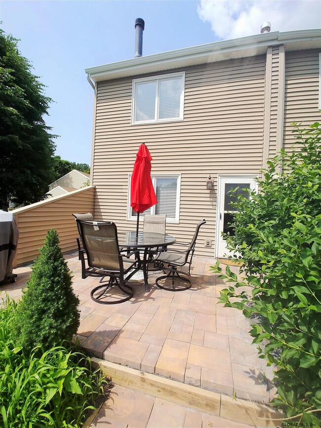 Photo - 40 Preakness Way