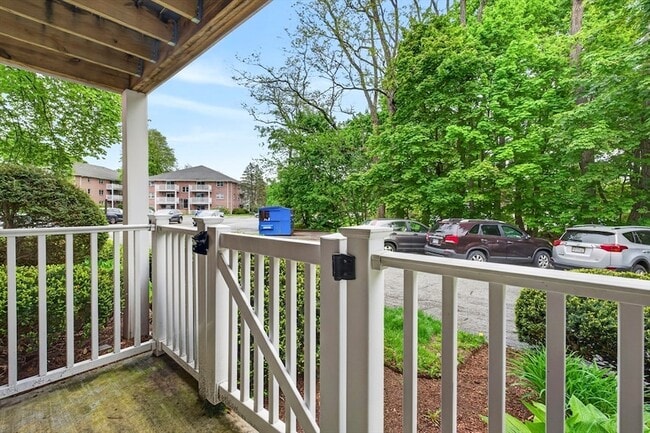 Photo - 7 Karen Cir Unit 2