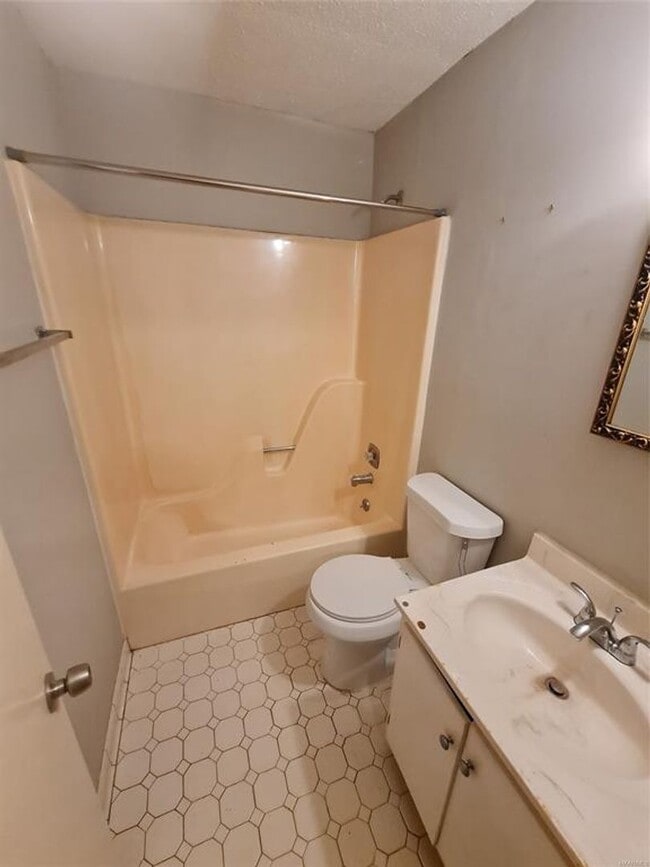 Photo - Charming 3-Bed, 2-Bath Townhouse in the He...