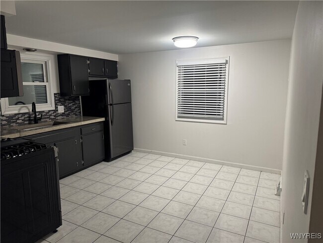 Photo - 235 Robert Dr