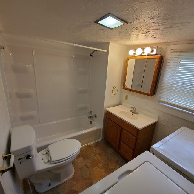 Photo - 328 Milton Ave Unit 328 # 1