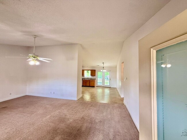 Photo - 1909 Rommel Dr