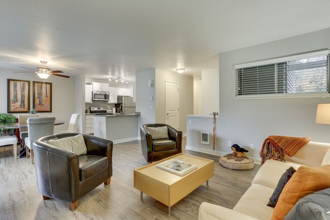 Photo - Sterling Pointe