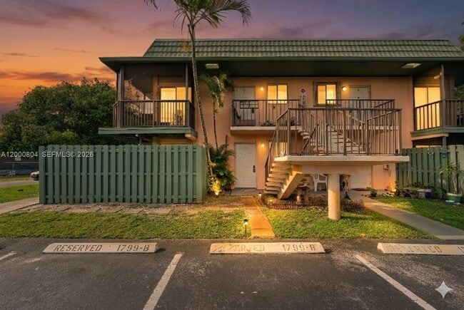 Building Photo - 1799 Fairview Villas Dr Unit 1