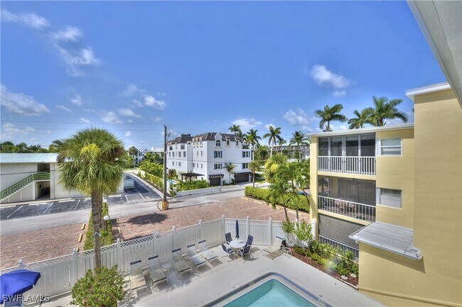 Photo - 900 8th Ave S Unidad 305