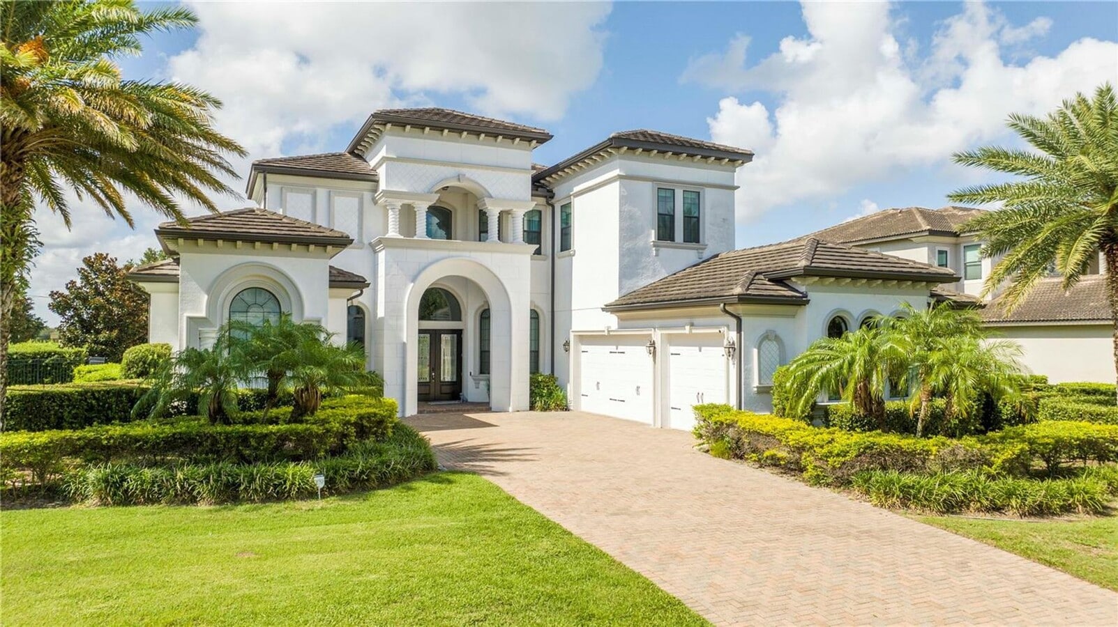 MUST SEE - MUST SEE Casa