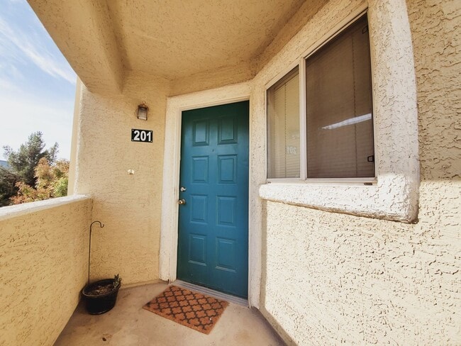 Photo - CUTE GATED 2BD/2BA CONDO IN LAS VEGAS! Unidad 201