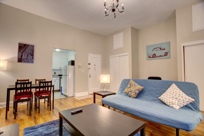 64 W 82nd St
