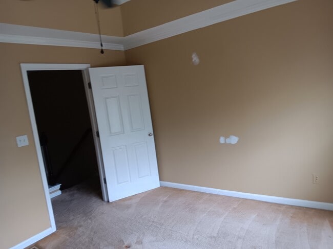 Photo - 250 Amal Dr SW