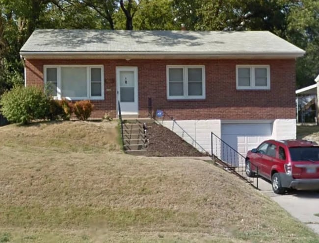 Building Photo - 7011 Roberts Ct Rental