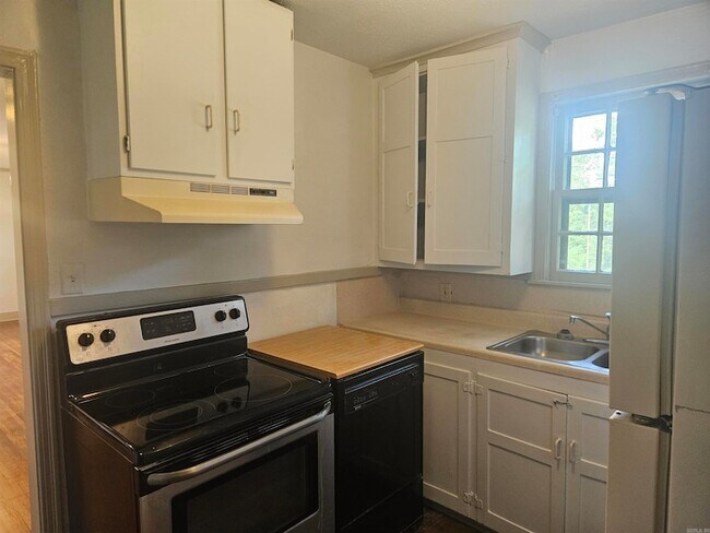 Photo - 2405 S Fillmore St