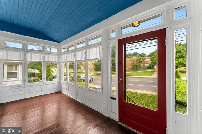 Photo - 809 Ardmore Ave