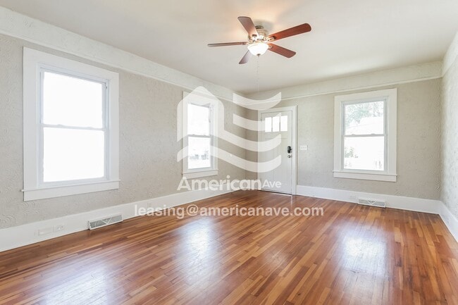 Photo - 110 S 4th St