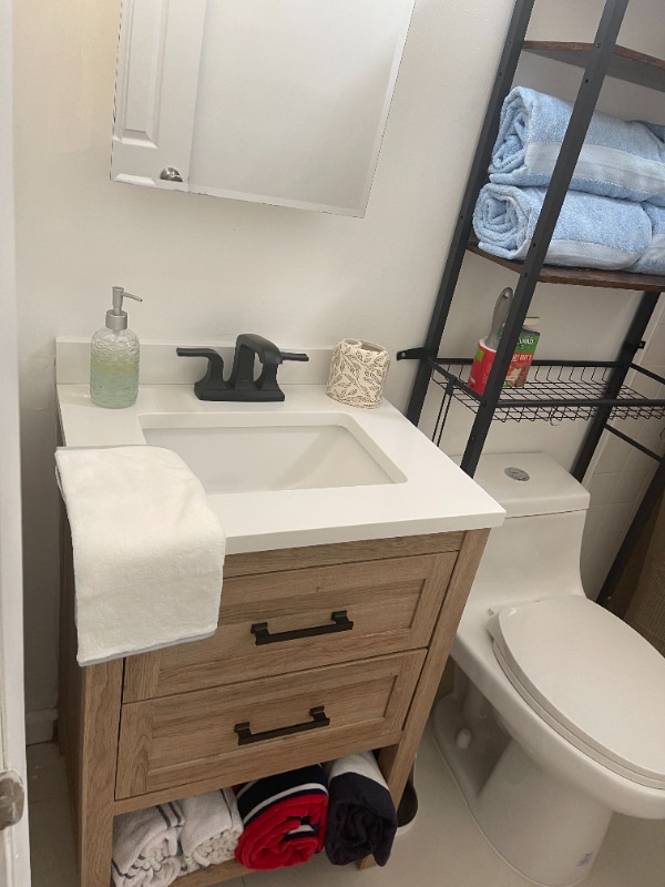 Photo - 18 NW 45th St Unidad B