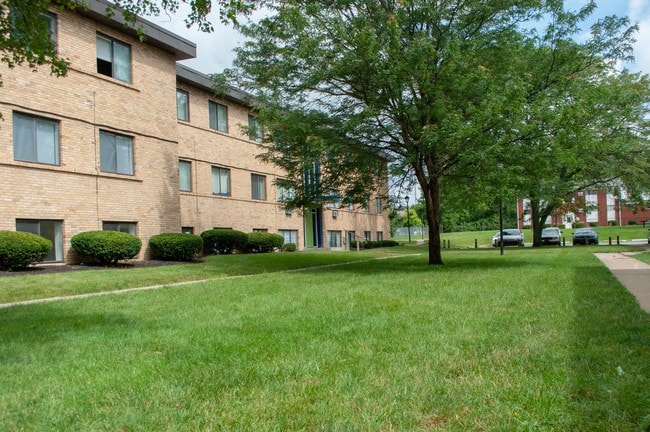 Photo - Indy Town Apartments