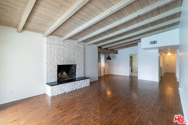 Photo - 5652 Fallbrook Ave