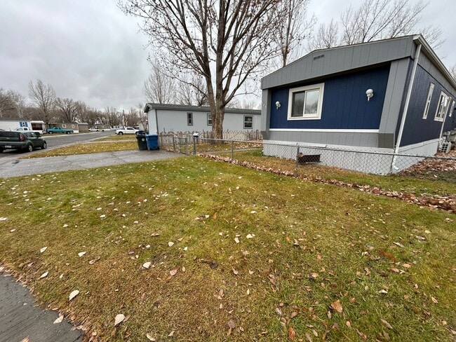 123 Opal Dr