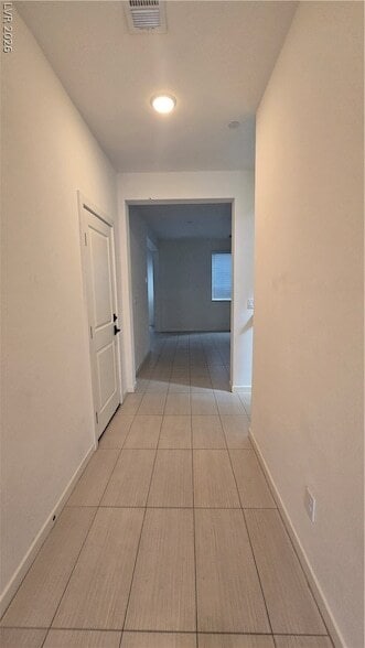 Photo - 762 Elstree Ct