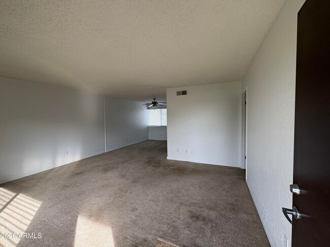 Photo - 7141 N 16th St Unidad 212