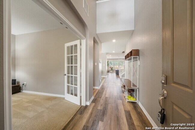 Building Photo - 11312 Red Oak Turn