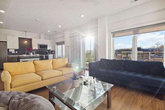 Photo - 4361 S Congress Ave Unit 209