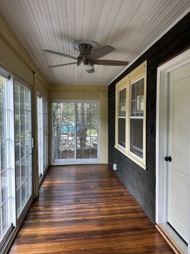 188 Newman Ave Unit 1