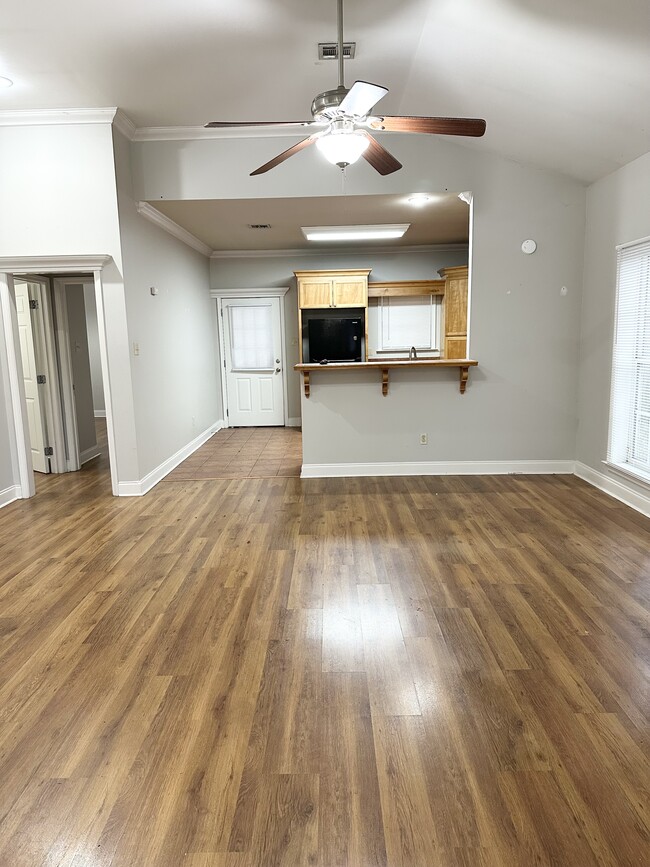 Photo - 505 Smith-Reed Rd