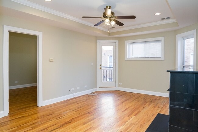 Photo - 1642.5 W Greenleaf Ave Unit 2N