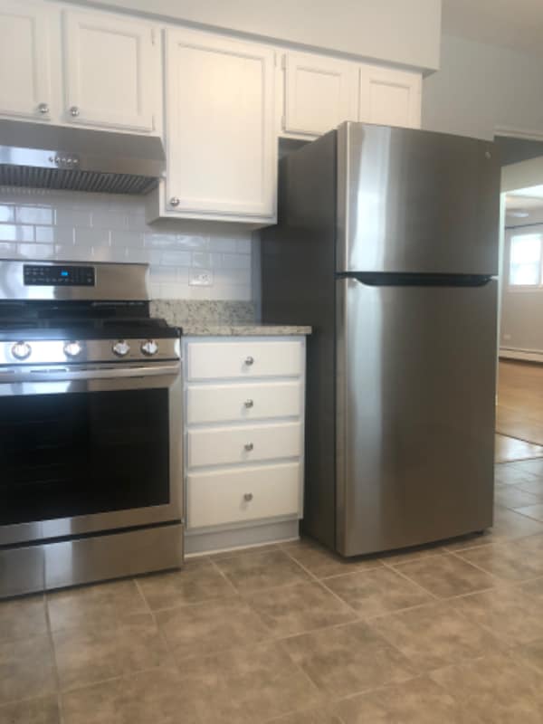 Photo - 6044 N Melvina Ave