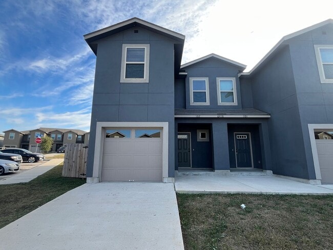 Building Photo - 6418 Luglio Ln