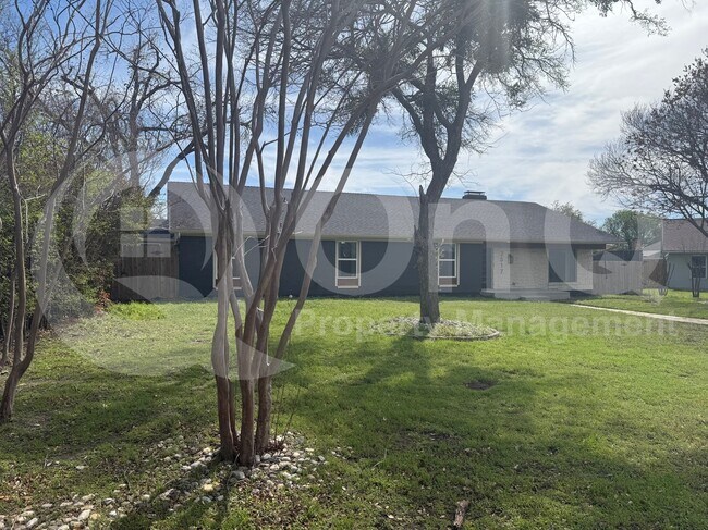 Photo - 2517 Canterbury Ct