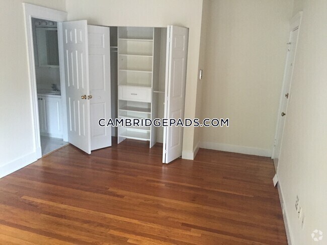 Building Photo - 3 Langdon St Rental