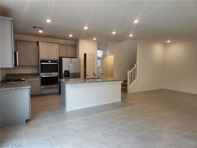 Photo - 1553 Crowned Eagle St