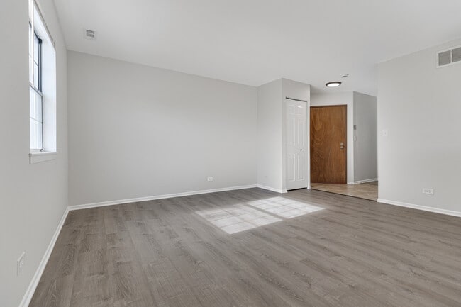 Photo - 40 S Victoria Ln Unidad G Rental