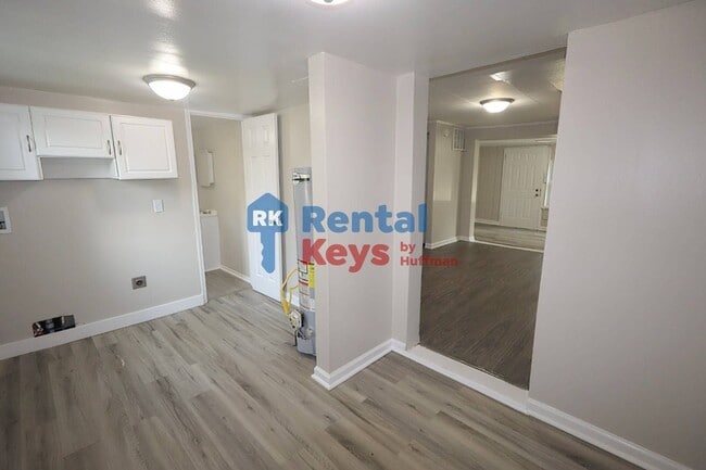 Photo - 3450 Koressel Ave