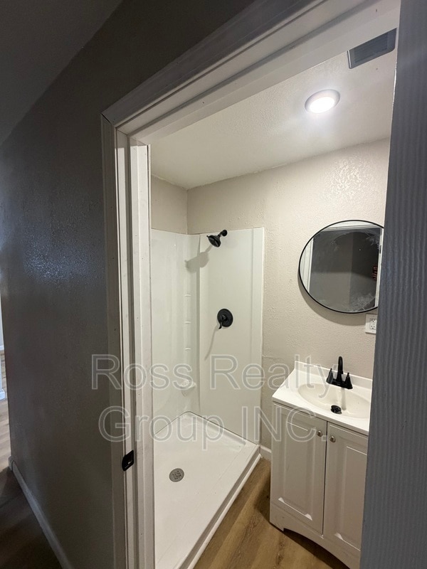 Photo - 1441 N Erie St Unit Top